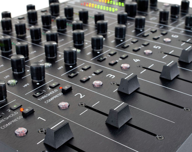 ff62-faders-640x508