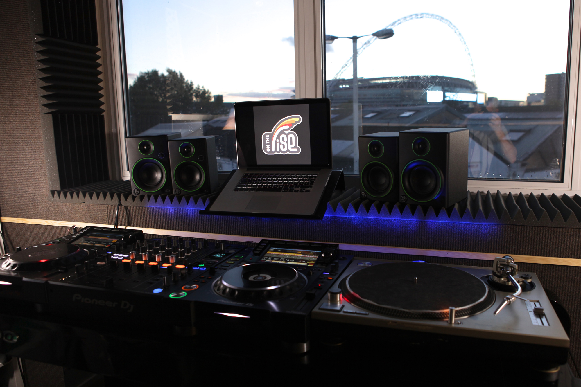 On The Rise DJ Academy - Studio Hire