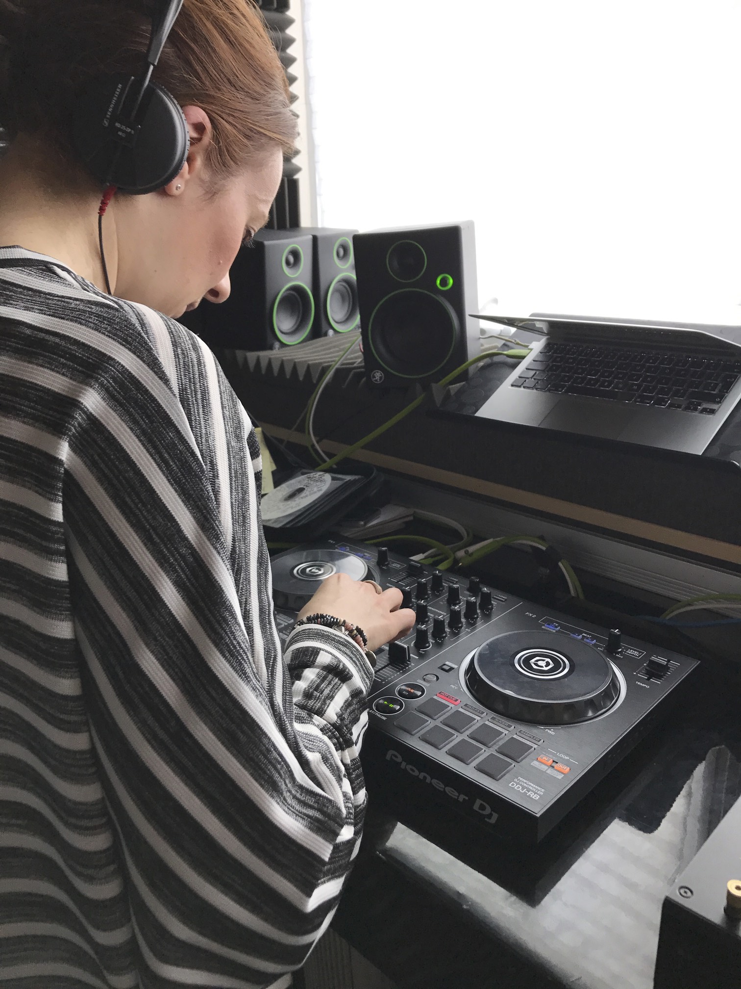 Learn To To DJ at On The Rise DJ Academy / Chloe - Student (DJ Course)